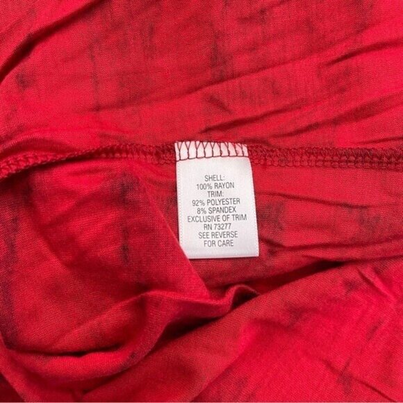 NEW Simply Vera Wang Black Velvet Sleeveless Top Red Brushed Adjustable Strap - Picture 6 of 6